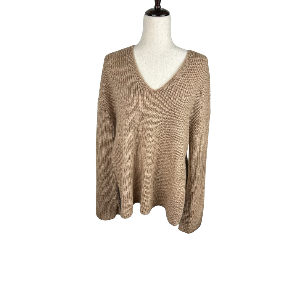Rebecca Minkoff Tan V Neck Long Sleeve Sweater Side Slits Size L EUC